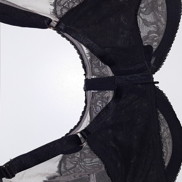 Bra - Picture 5 of 7